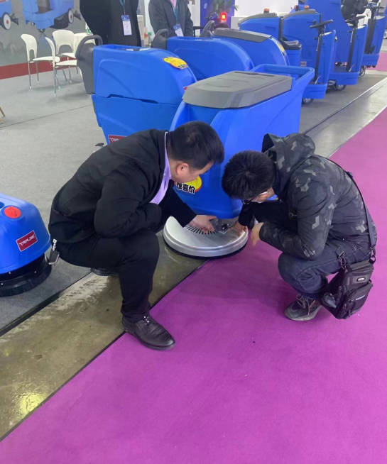 杭州小型电动洗地机是否适合用于环卫保洁