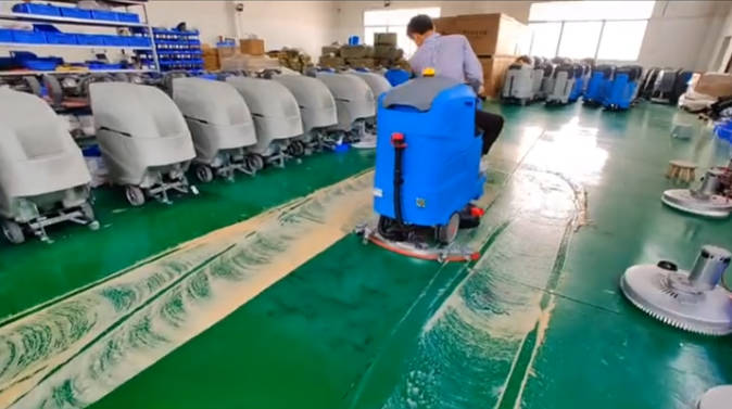 杭州2023年还在用人工的物业保洁不妨试试洗地机吧